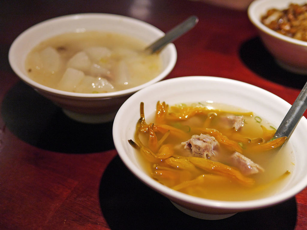 大稻埕魯肉飯_湯_120159.JPG