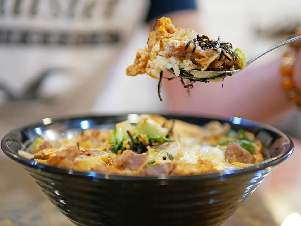 職人雙饗丼_牛五花丼_134041.JPG