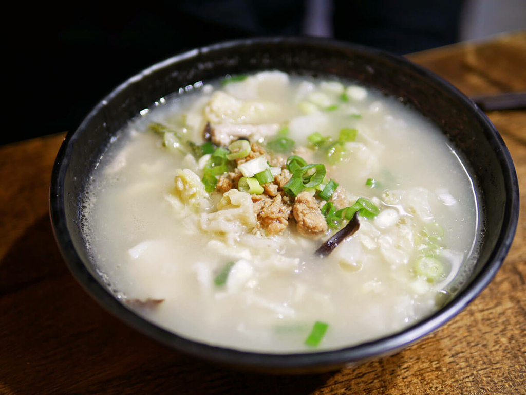 山東鹿家莊麵食館_白菜片兒湯麵_180010.JPG