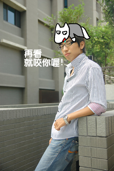小李大哥幫我外拍 小李大哥幫我外拍