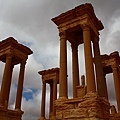 Palmyra的賣點-一個當時東西與南北交通的匯合點。