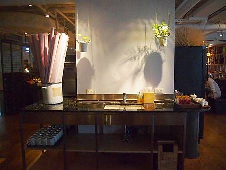 P8275059c P8275059c