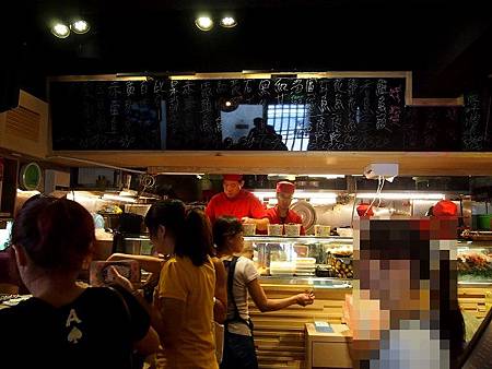 P8244939a P8244939a