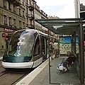 Strasbourg舒適摩登的「地面輕軌運輸」電車