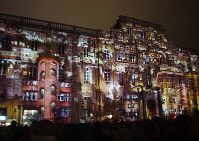 里昂燈火節的光影 ，叫人不禁驚歎~ 創意!創意!