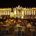 夏夜裡,金碧輝煌的Stanislas廣場