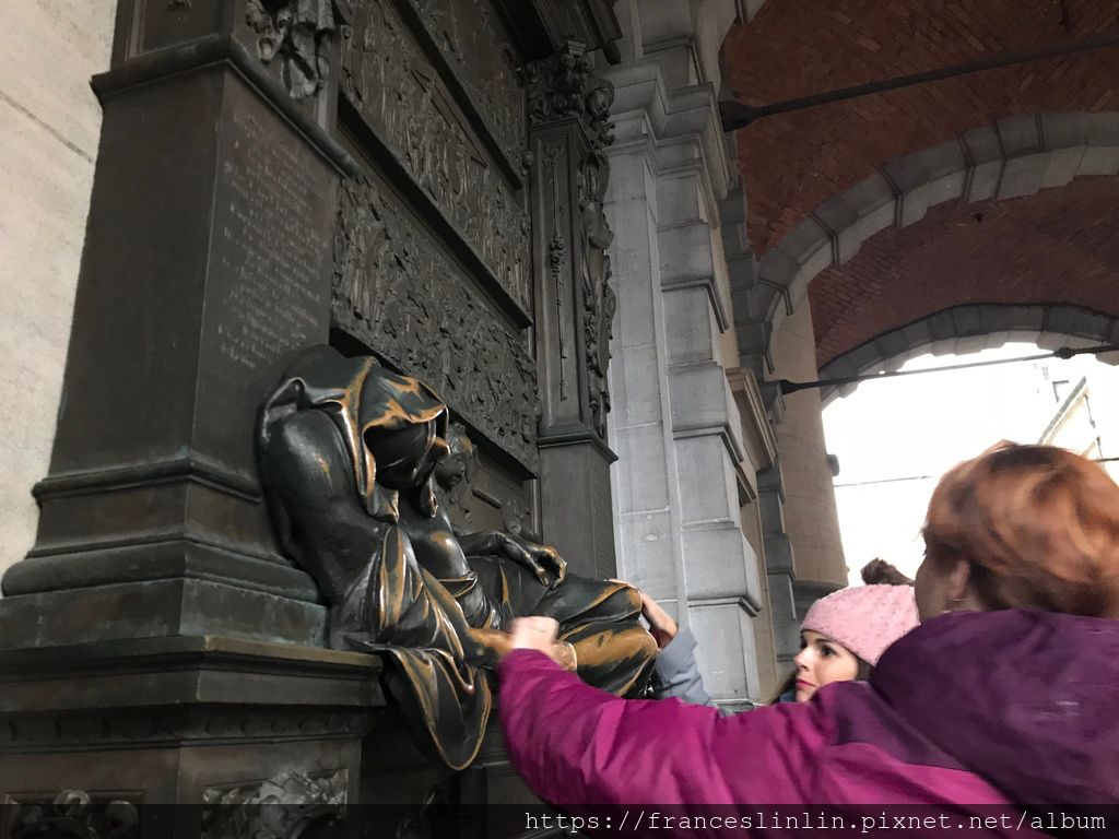 比利時民族英雄.jpg 比利時民族英雄.jpg