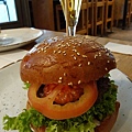 20190528 CLASSIC BURGER