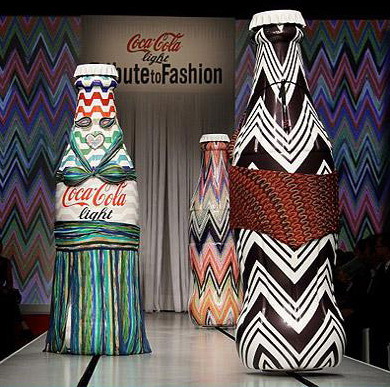 coca-cola-light-tribute-to-fashion_3.jpg coca-cola-light-tribute-to-fashion_3.jpg