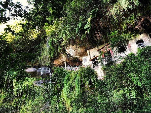 修圖銀河洞.jpg 修圖銀河洞.jpg