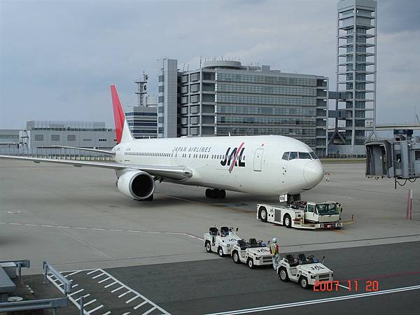 関西空港10　JAL