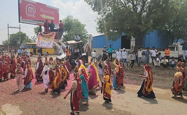 LINE_ALBUM_113411新德里~齋浦爾沿途景色_240517_19.jpg LINE_ALBUM_113411新德里~齋浦爾沿途景色_240517_19.jpg