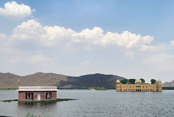 LINE_ALBUM_113411新德里~齋浦爾沿途景色_240517_109.jpg LINE_ALBUM_113411新德里~齋浦爾沿途景色_240517_109.jpg