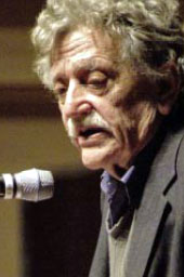 Kurt_Vonnegut_at_CWRU.jpg