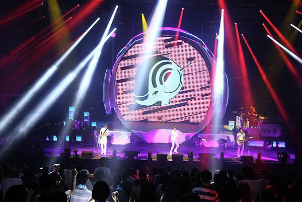 宇宙人000.jpg 宇宙人000.jpg