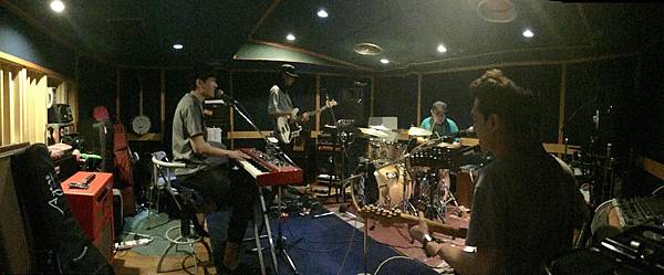 宇宙人016-3.jpg 宇宙人016-3.jpg