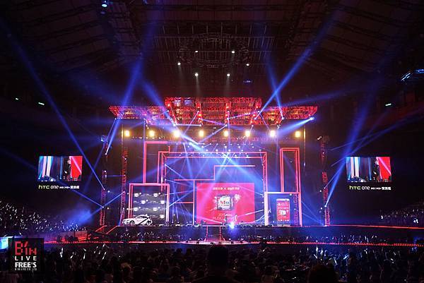 hito17-010-2.jpg hito17-010-2.jpg