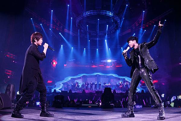 hito17-021.jpg hito17-021.jpg