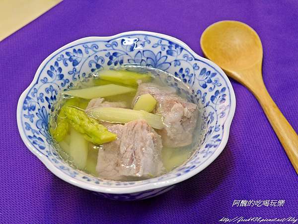 電鍋食譜 蘆筍排骨湯 防癌護血管 消暑超讚湯品 夏日不流汗料理又一發 阿醜的吃喝玩樂 痞客邦