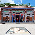 p214.jpg