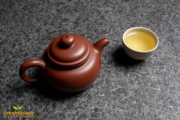 吳振達 紫砂仿古壺 （Teapot, 急須）