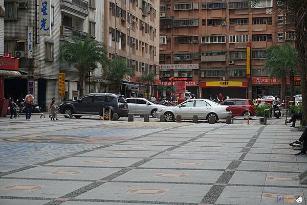 <新北汐止餐廳> 熊老大炭烤 火烤雙吃吃到飽 啤酒無限暢飲 <新北汐止餐廳> 熊老大炭烤 火烤雙吃吃到飽 啤酒無限暢飲