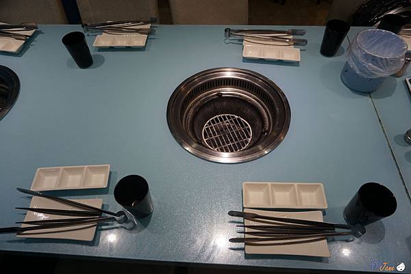 <新北汐止餐廳> 熊老大炭烤 火烤雙吃吃到飽 啤酒無限暢飲 <新北汐止餐廳> 熊老大炭烤 火烤雙吃吃到飽 啤酒無限暢飲