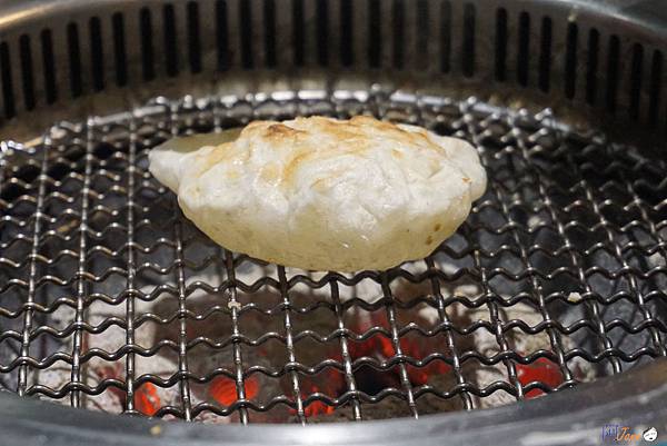 <新北汐止餐廳> 熊老大炭烤 火烤雙吃吃到飽 啤酒無限暢飲 <新北汐止餐廳> 熊老大炭烤 火烤雙吃吃到飽 啤酒無限暢飲