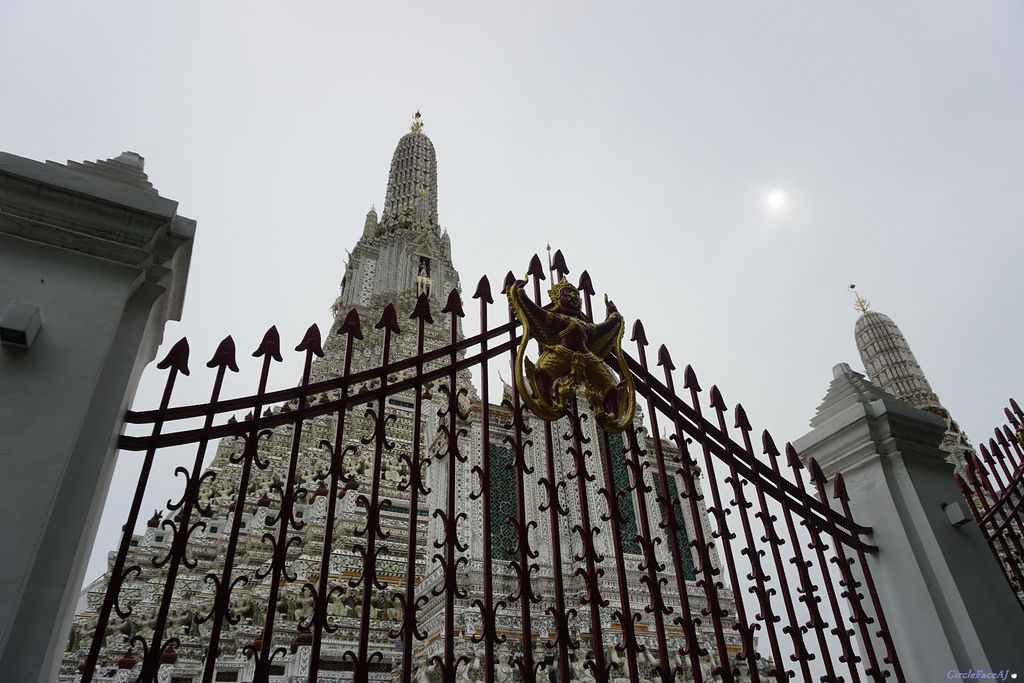 Wat Arun.jpg