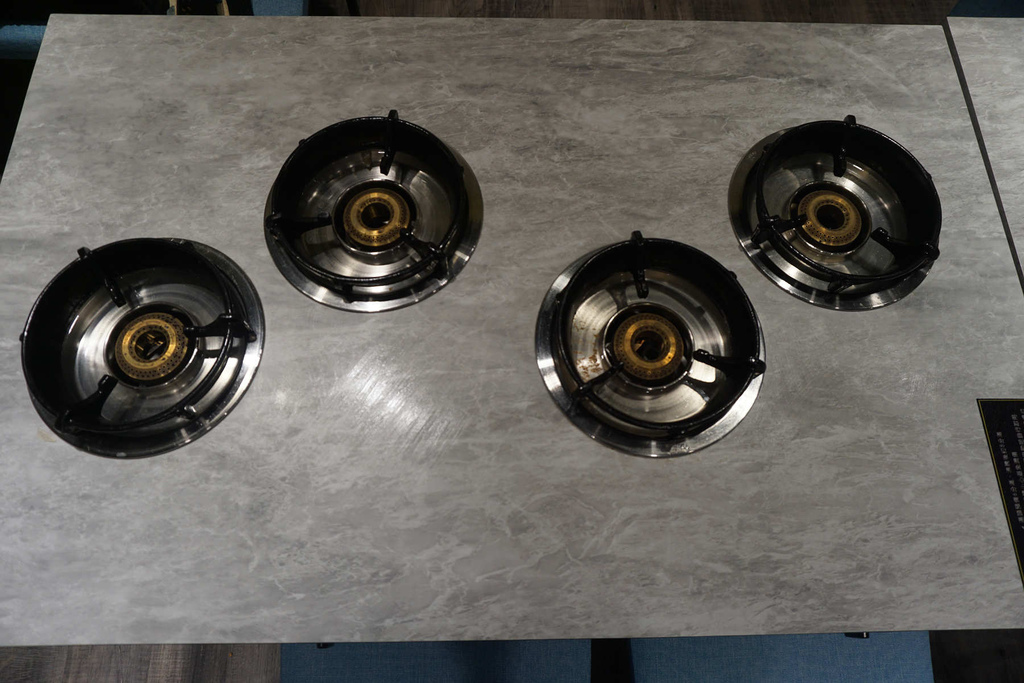 <新北汐止火鍋> 呷呼霸佰元鍋物 從午餐吃到晚餐吃到更晚的宵