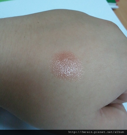 Maybelline Water Shine Diamonds - 301 Nudy Beige Swatch1.jpg