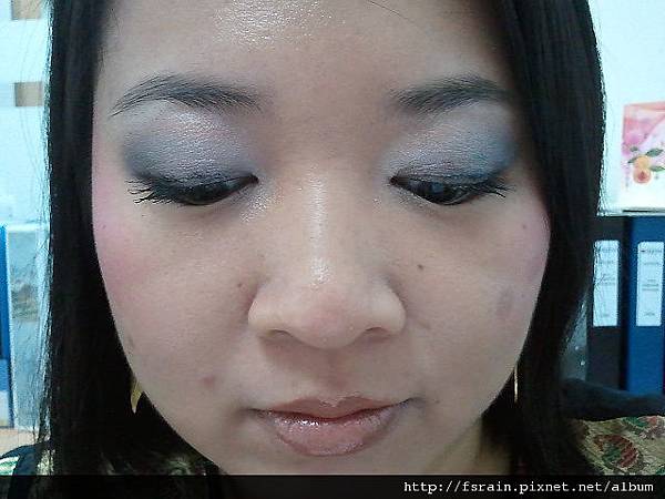 ISMINE78pcPalette-Silvery Grey Smokes11.jpg