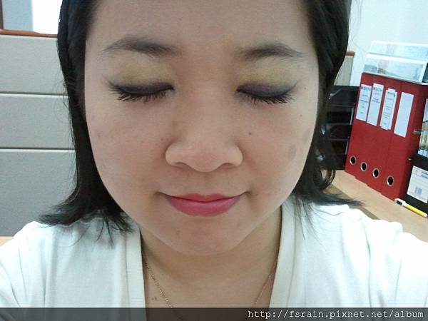 Office Week LOTD-23Mar12-Gold Lids Deep Purple line9