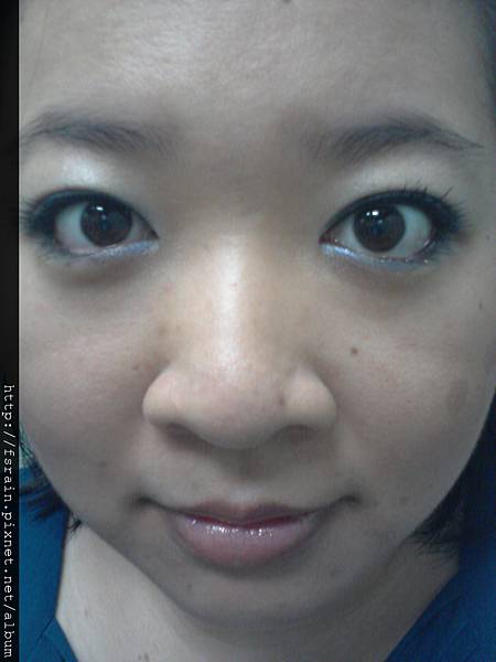 Office Week LOTD-21Mar12-AmuSe Big Fan Makeup Kit-Blue15