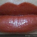 SilkyGirl Moisture Max Lipcolour-07 Orange Crush overlay AmuSe Lipliner-swatch closeup