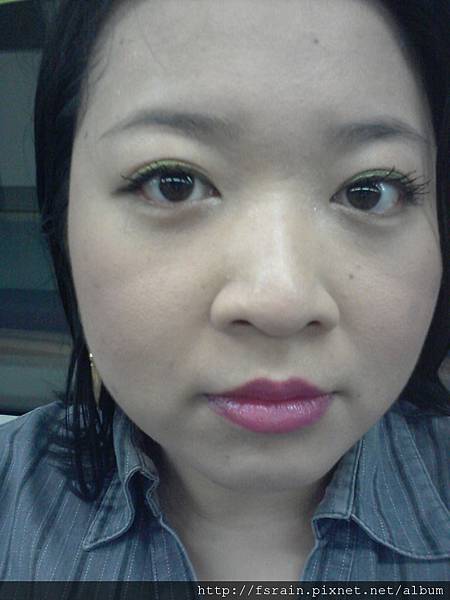 Office Week LOTD-25Apr12-Lime Green Liner wBold Lips-1