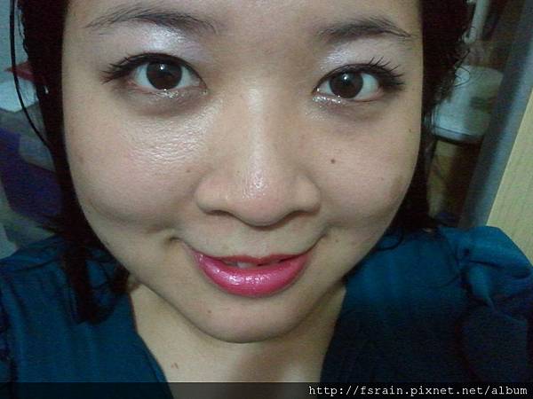 Office Week Series-17 May 2012-AmuSe Big Fan makeup Kit-ShimmerPink & Dirty Green-4