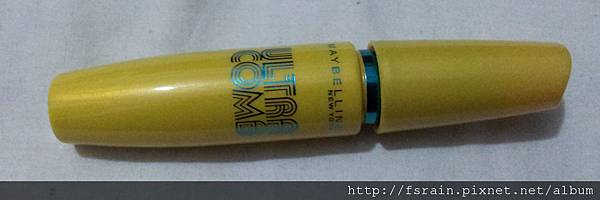 Maybelline-TheMagnumVolumExpressWaterproofMascara-UltraComb-05