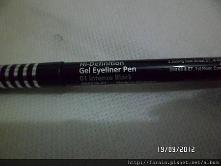 SilkyGirl-HD Gel Eyeliner Pen-01Intense Black-02