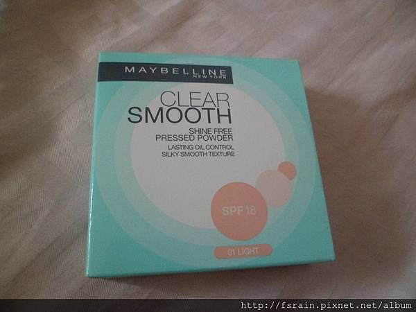 Maybelline-Clear Smooth-Shine Free Pressed Powder-Light-01