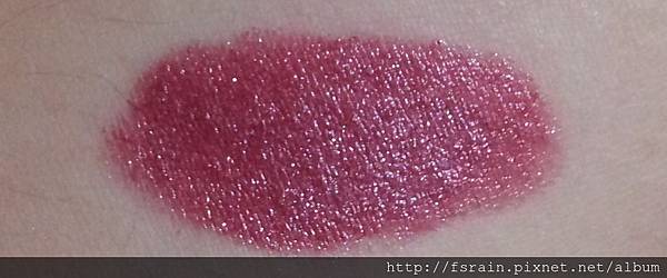 Maybelline ColorSensational Lipstick-415Plum-Tastic-Swatch-01