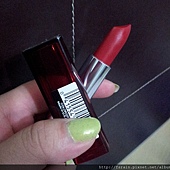 Maybelline ColorSensational Lipstick-635VeryCherry-02