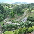 二樓往下眺望山景~