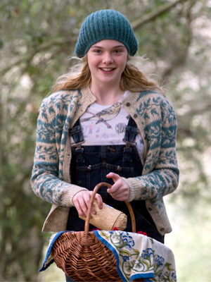 Elle Fanning 2.jpg