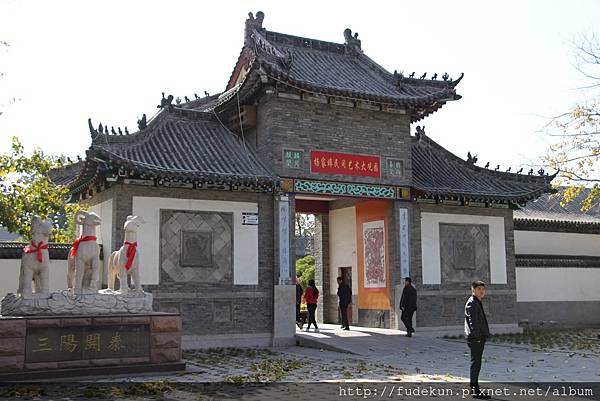 IMG_2101.jpg IMG_2101.jpg