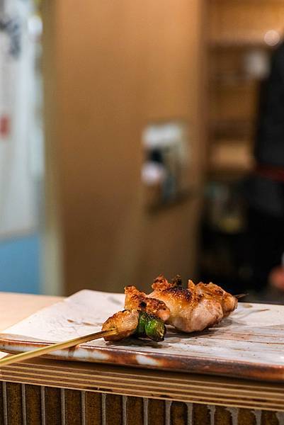 《台中》隱身在西區模範市場內的無菜單日式燒鳥 鳥室 TORI