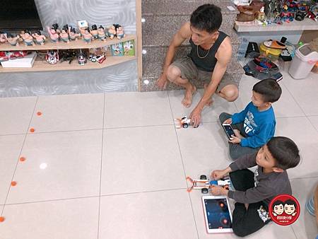 jun%26;chen_img_200227225.JPG jun%26;chen_img_200227225.JPG