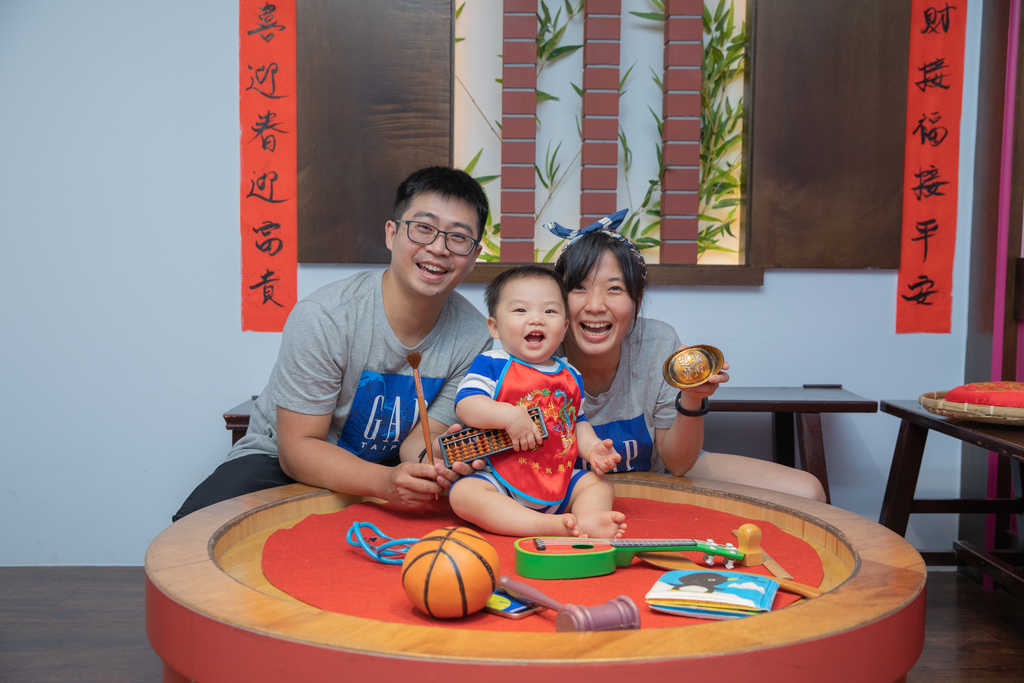 宜蘭傳藝抓週 國立傳統藝術中心 抓周紀錄 婚攝婷婷 推薦Full House婚攝婚禮紀錄 台中婚攝 台北婚攝 基隆婚攝 苗栗婚攝 桃園婚攝 新竹婚攝 彰化婚攝 嘉義婚攝&nbsp;台南婚攝 雲林婚攝 高雄婚攝 屏東婚攝 宜蘭婚攝 花蓮婚攝&nbsp;婚攝服務 婚禮紀錄 動態攝影 錄影 婚禮錄影 平面攝影 婚禮拍照 婚禮攝影 拍照 寫真 推薦台中婚攝 推薦桃園婚攝&nbsp;婚攝推薦&nbsp;婚禮紀實&nbsp;WEDDING 婚禮錄影推薦 婚禮拍照推薦 婚錄推薦&nbsp;戶外婚禮 宴客 儀式 結婚儀式 訂婚儀式 闖關遊戲 午宴 晚宴 迎娶 全記錄&nbsp;3.jpg