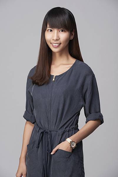 設計師 許鈞茹.jpg 設計師 許鈞茹.jpg