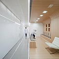 Dental-office-by-Estudio-Arquitectura-Hago-Malaga-Spain-11